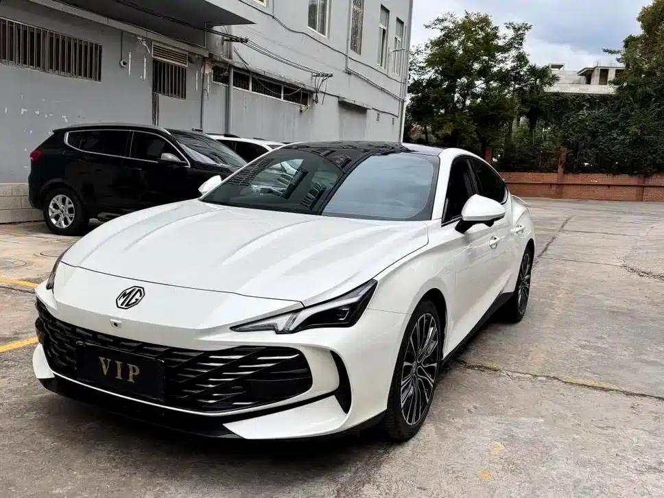 MG7 2023 2.0T Automatic Luxury Edition — миниатюра 1