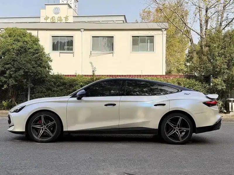 MG7 2023 1.5T DCT Ultimate Comfort Edition — миниатюра 4