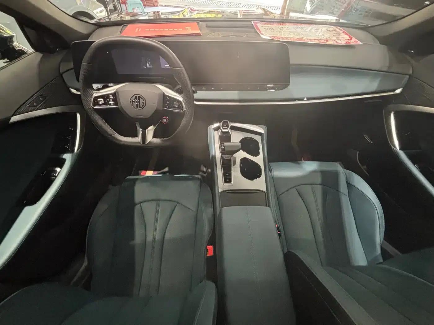 MG7 2025 2.0T Trophy+ Super Sport Edition — миниатюра 6