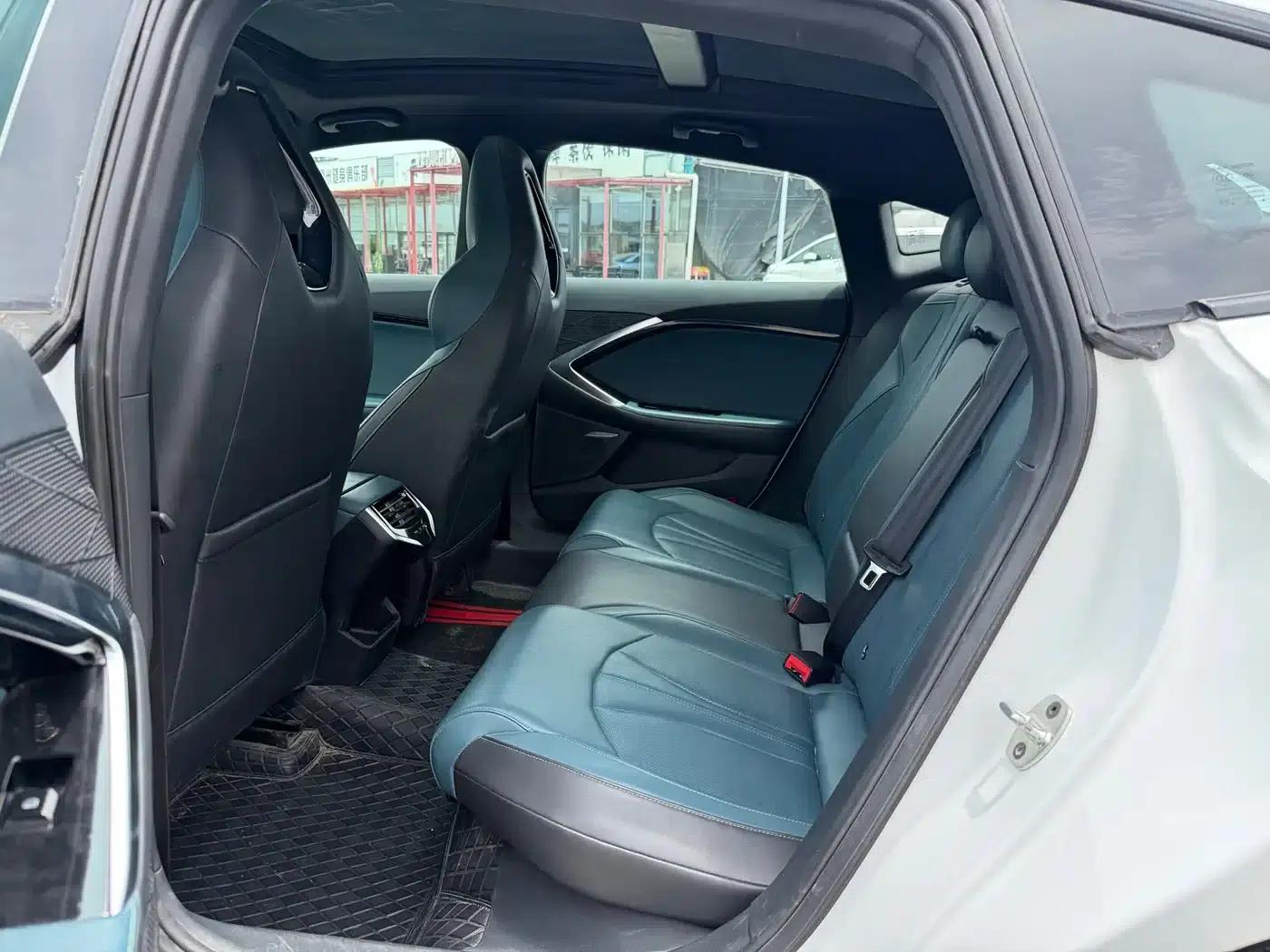MG7 2023 2.0T Automatic Trophy+ Exhilarating Edition — миниатюра 11