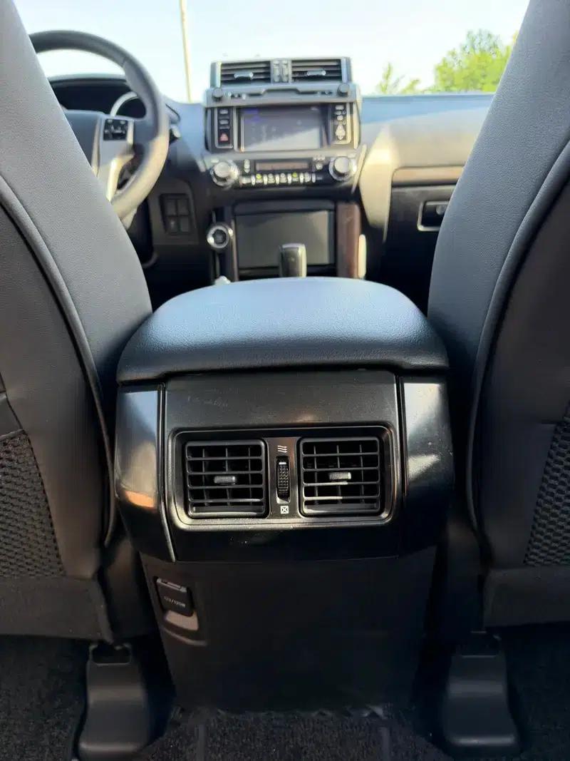 2014 Prado 4.0L Automatic TX-L — миниатюра 14