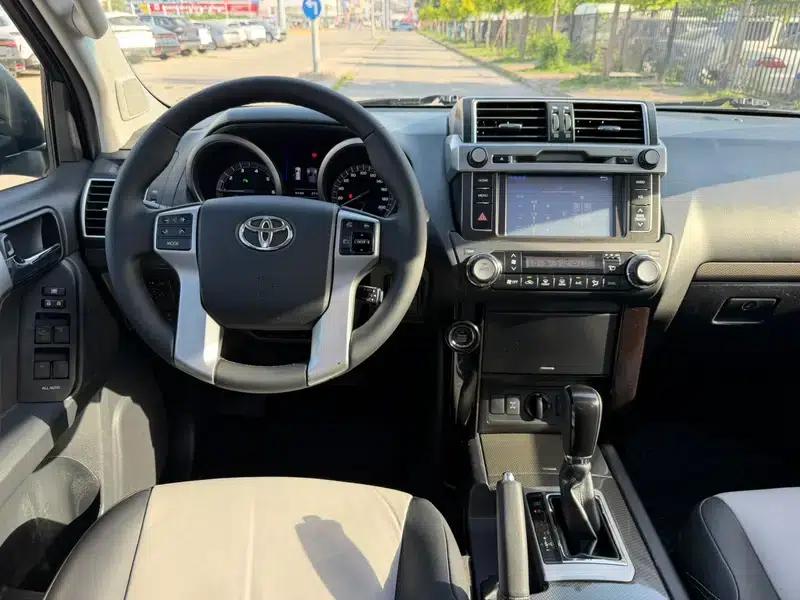 2014 Prado 4.0L Automatic TX-L — миниатюра 27