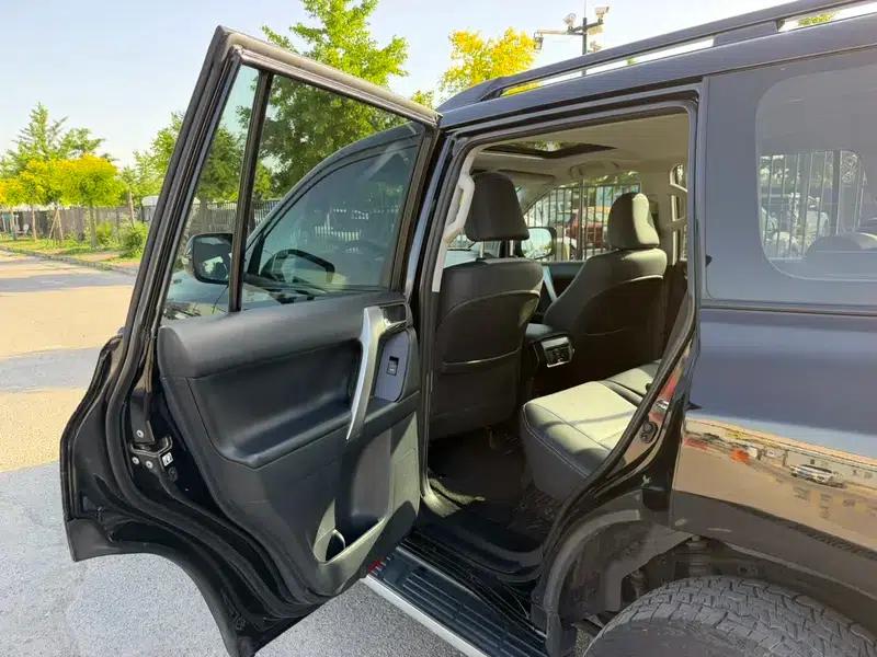 2014 Prado 4.0L Automatic TX-L — миниатюра 39
