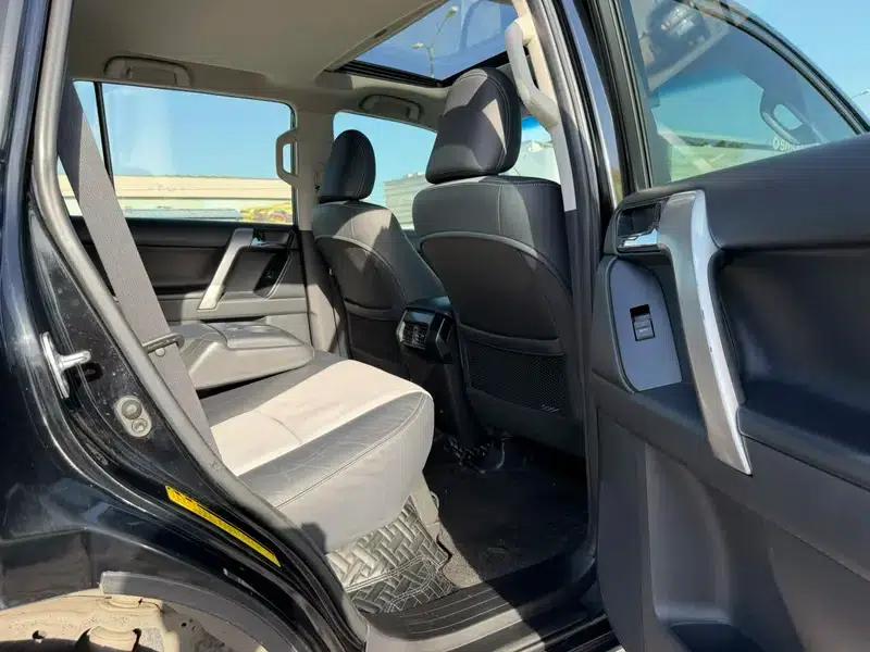 2014 Prado 4.0L Automatic TX-L — миниатюра 40