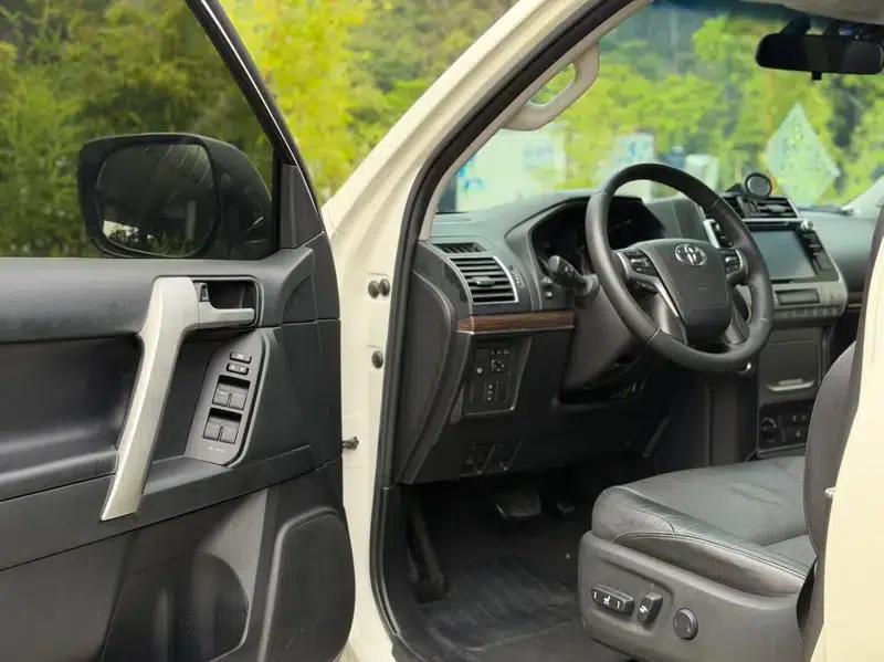 2018 Prado 3.5L Automatic TX-L — миниатюра 16