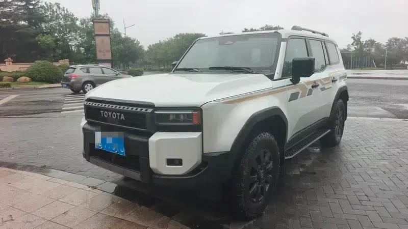 2024 Prado 2.4T Hybrid Wild WX Edition 6-seater — миниатюра 1