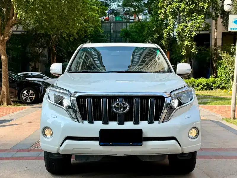 2016 Prado 2.7L Automatic Luxury Edition — миниатюра 2