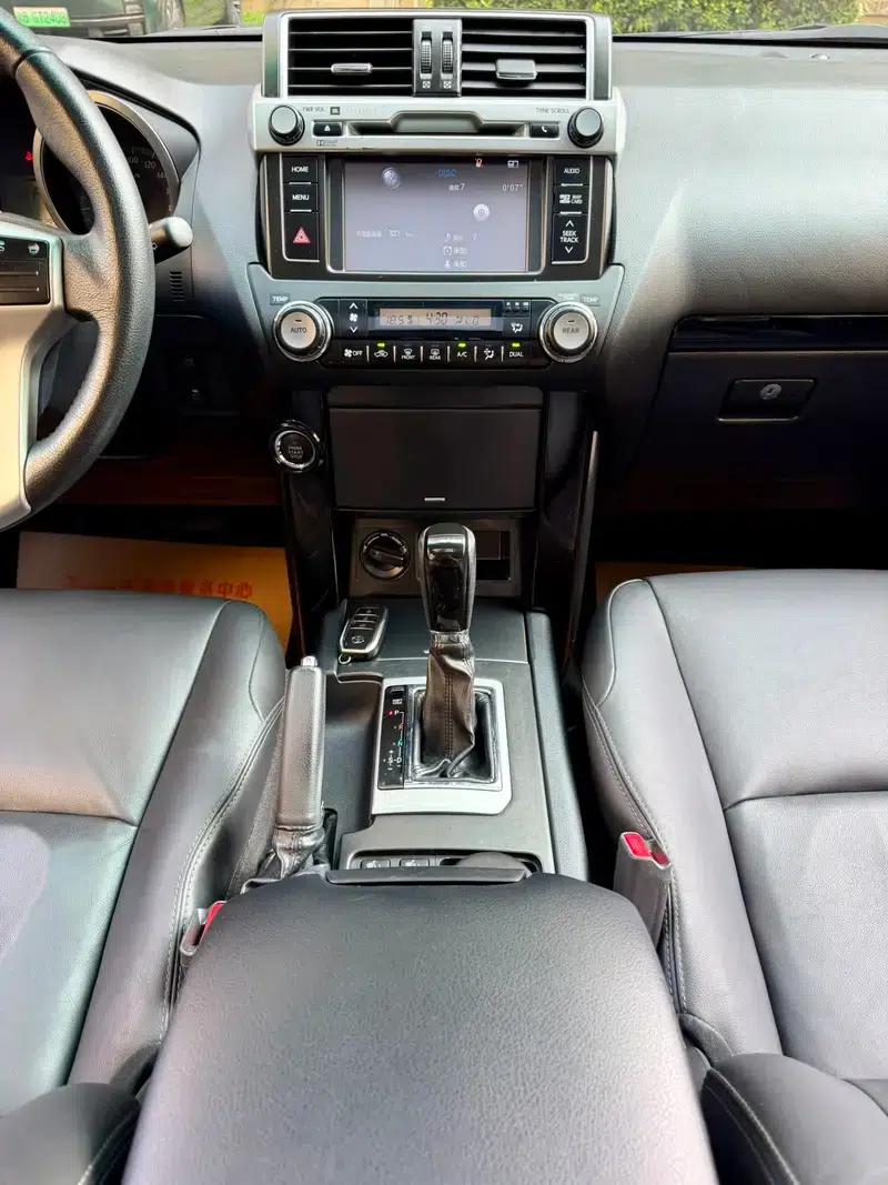 2016 Prado 2.7L Automatic Luxury Edition — миниатюра 11