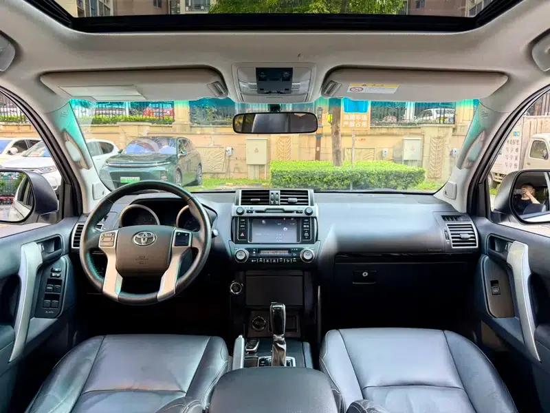2016 Prado 2.7L Automatic Luxury Edition — миниатюра 14
