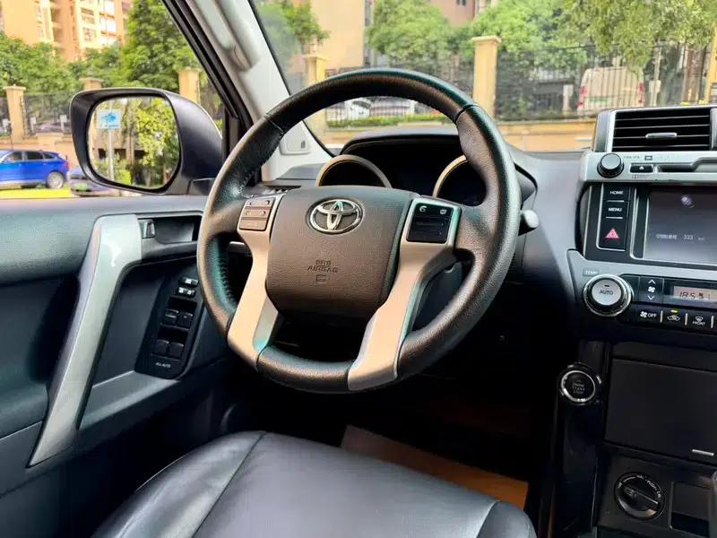2016 Prado 2.7L Automatic Luxury Edition — миниатюра 15