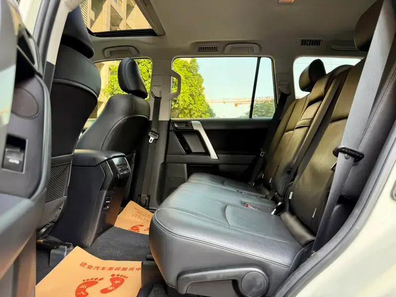 2016 Prado 2.7L Automatic Luxury Edition — миниатюра 20