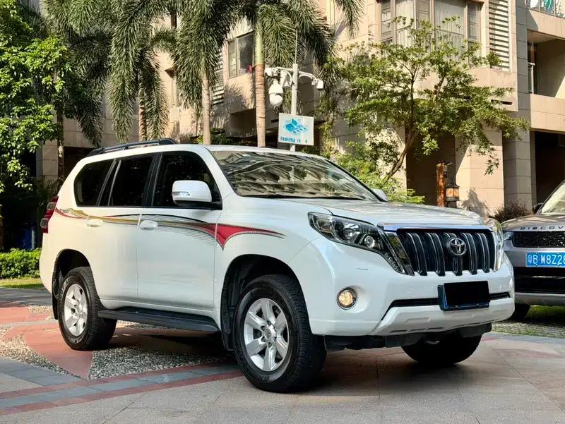 2016 Prado 2.7L Automatic Luxury Edition — миниатюра 3