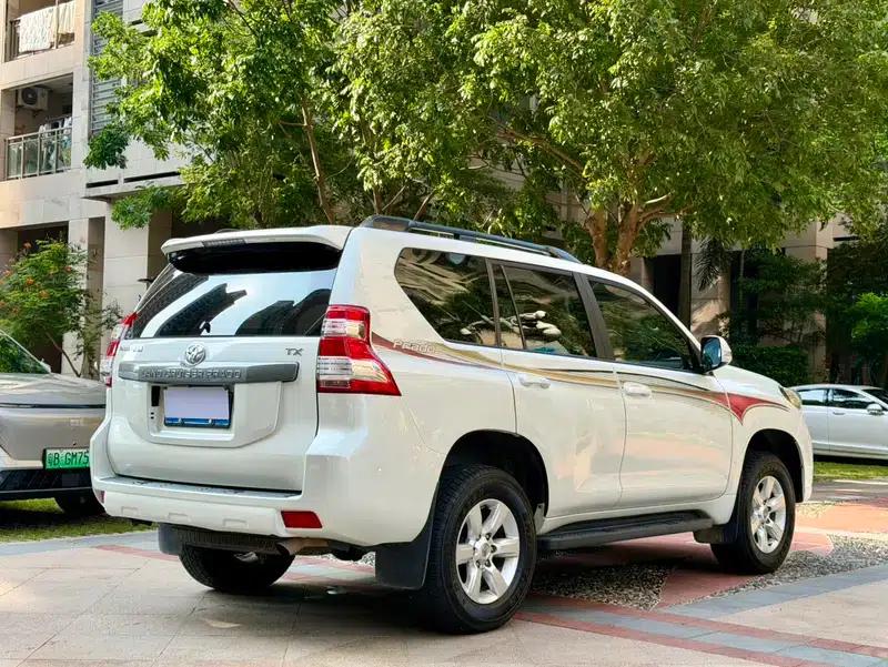 2016 Prado 2.7L Automatic Luxury Edition — миниатюра 5