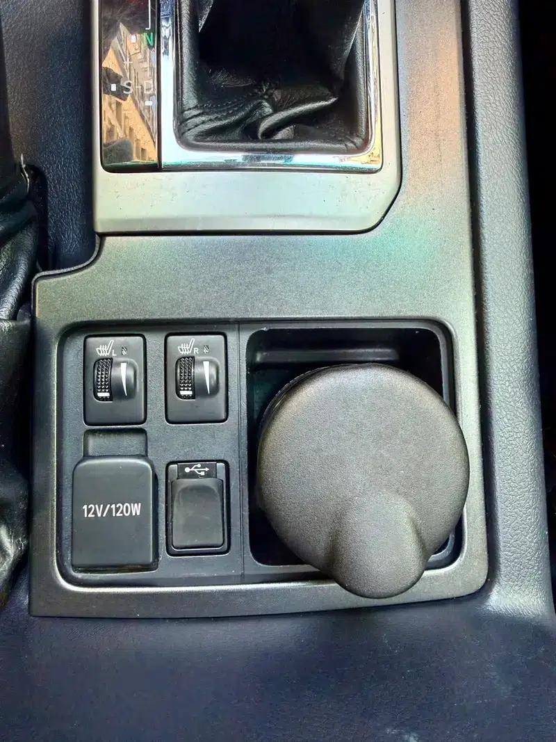 2016 Prado 2.7L Automatic Luxury Edition — миниатюра 6