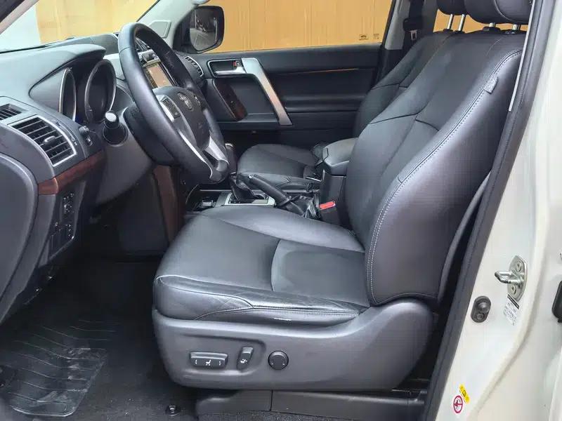 2016 Prado 3.5L Automatic TX-L — миниатюра 22