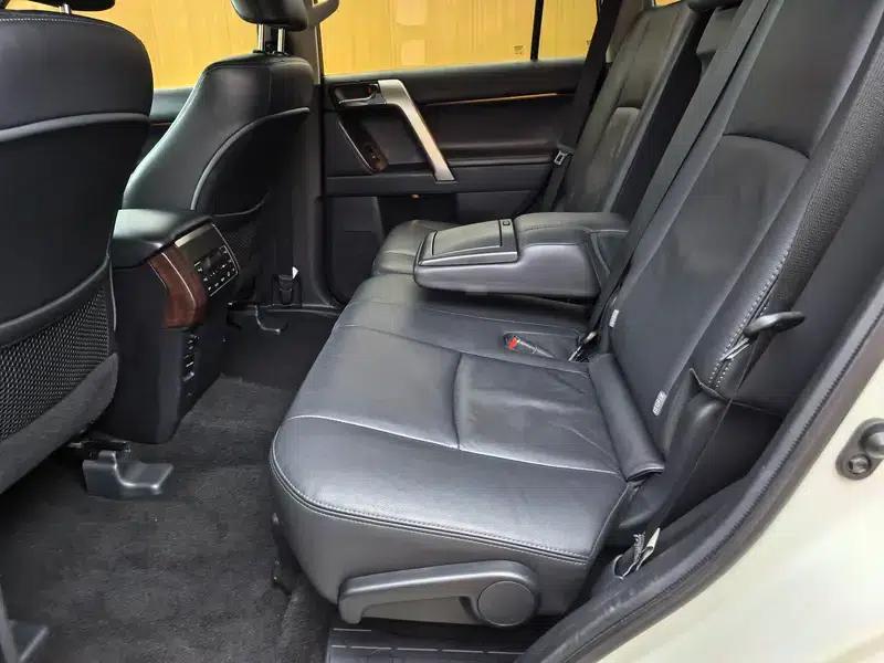 2016 Prado 3.5L Automatic TX-L — миниатюра 23