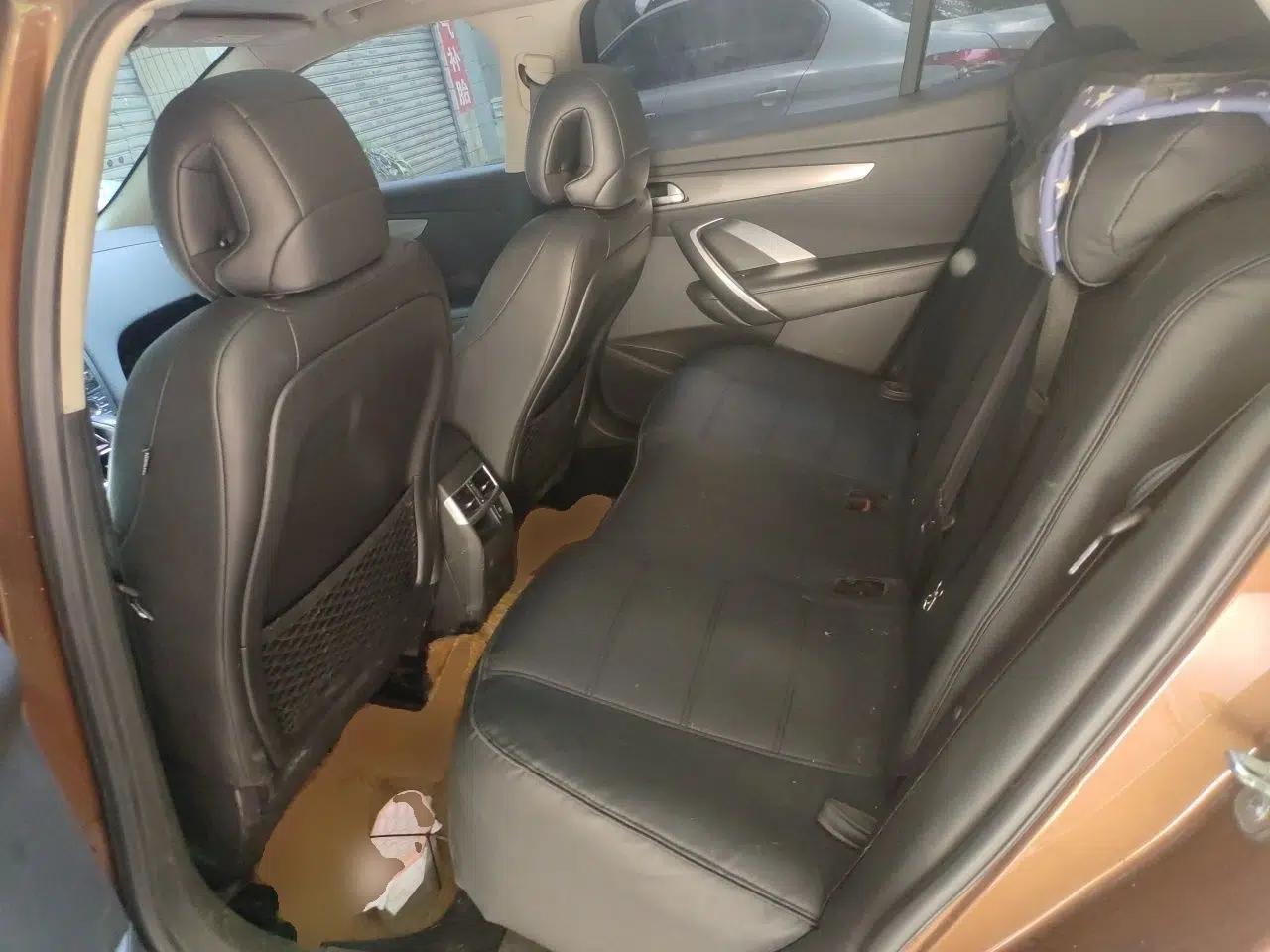 DS 6 2014 1.6T Luxury Edition THP200 — миниатюра 17
