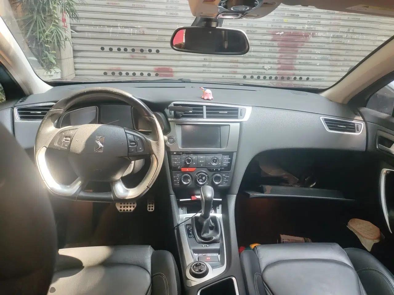 DS 6 2014 1.6T Luxury Edition THP200 — миниатюра 9
