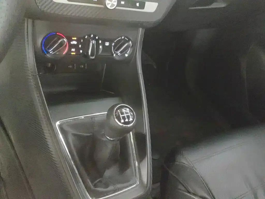 MG ZS 2018 1.5L Manual Comfort Edition (National V Emission Standard) — миниатюра 14