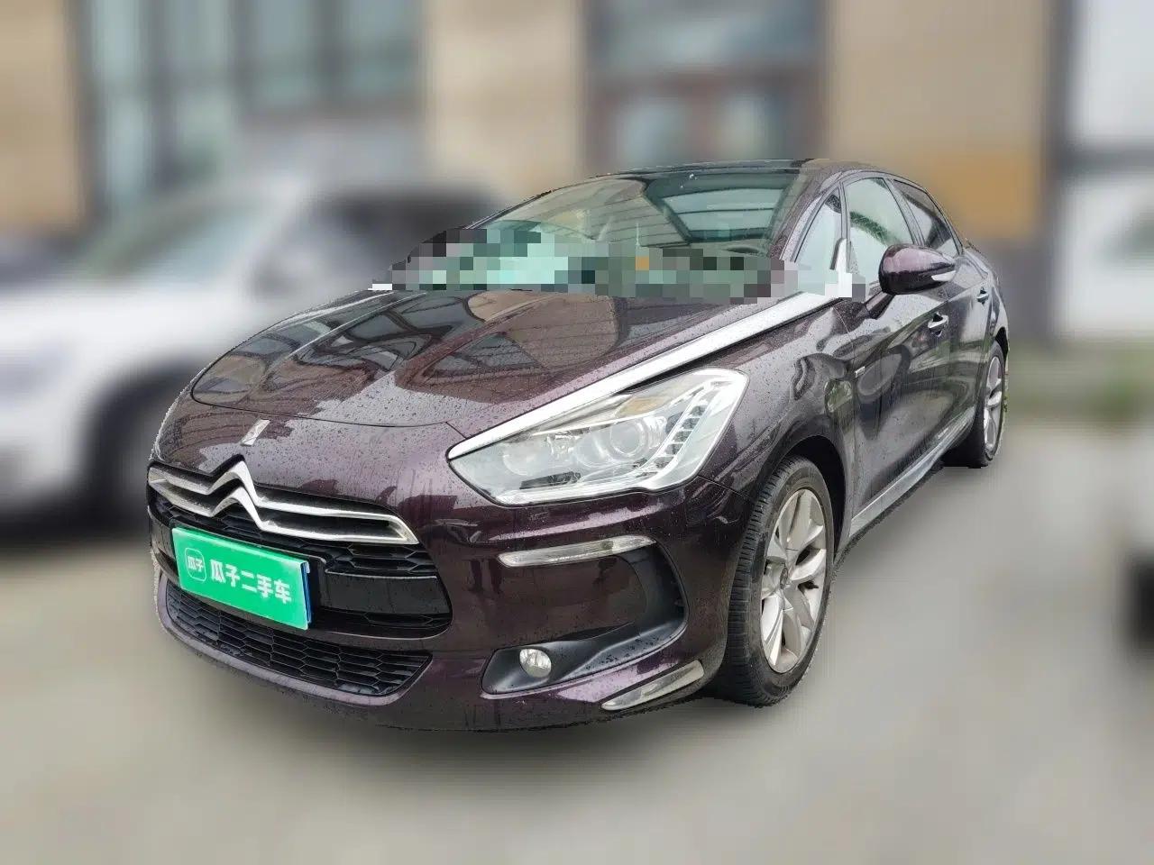 DS 5 2014 1.6T Luxury Edition THP160 — миниатюра 1