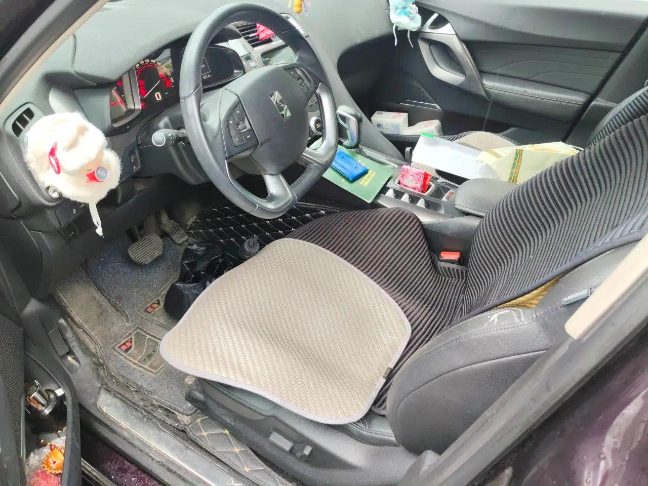 DS 5 2014 1.6T Luxury Edition THP160 — миниатюра 15