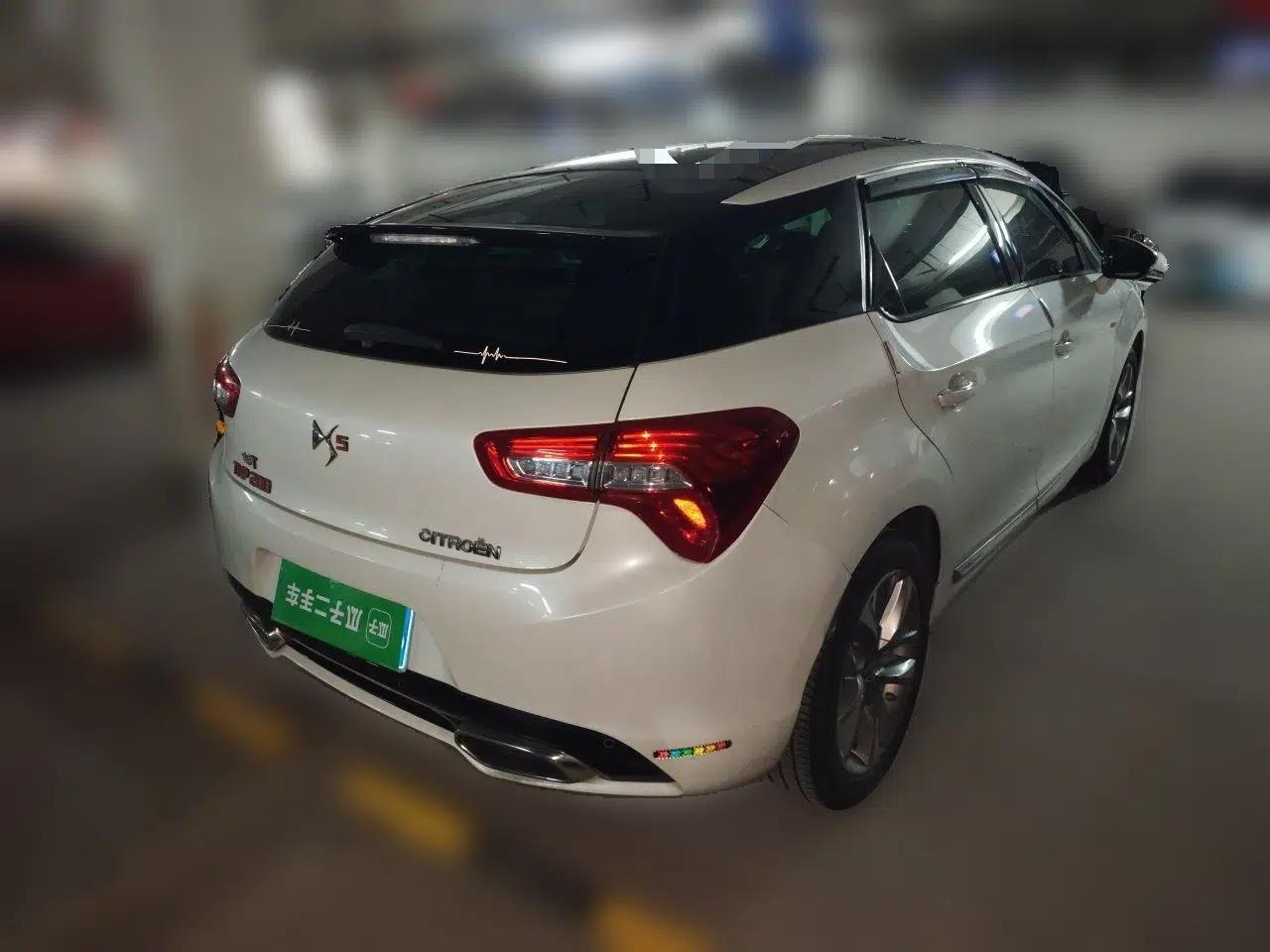 DS 5 2014 1.6T Luxury Edition THP200 — миниатюра 6