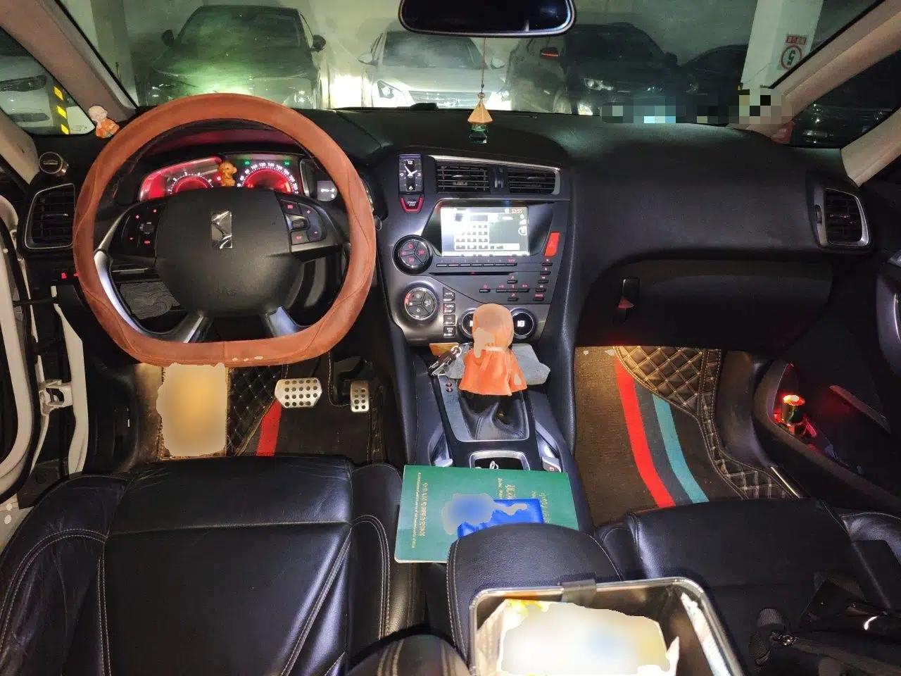 DS 5 2014 1.6T Luxury Edition THP200 — миниатюра 9