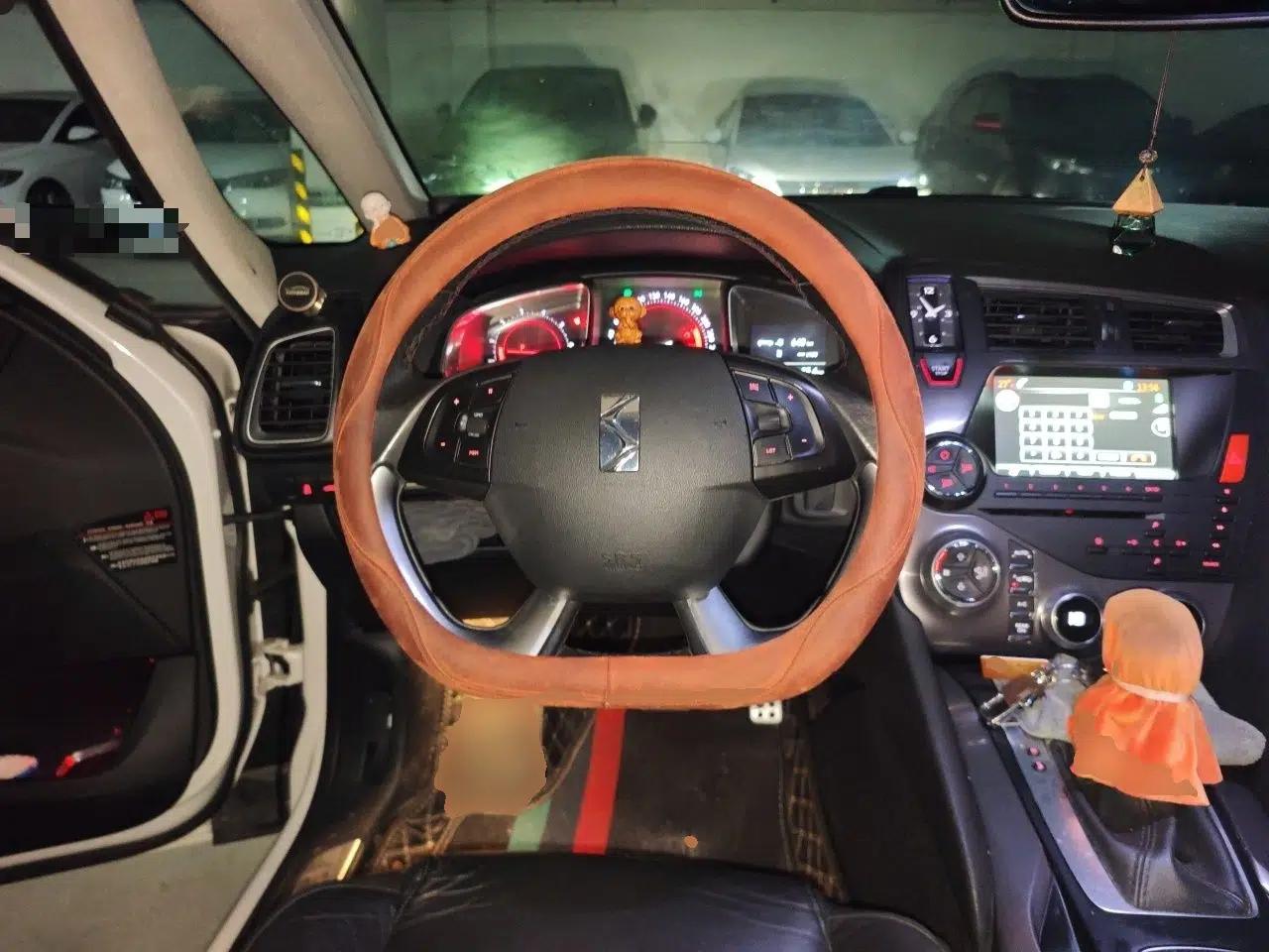 DS 5 2014 1.6T Luxury Edition THP200 — миниатюра 10