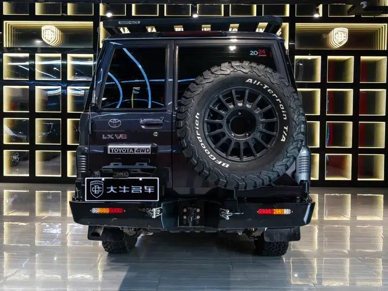 2022 Land Cruiser 70 Series, 4.0L Manual, 4WD, 5-Seater, Parallel Import — миниатюра 5