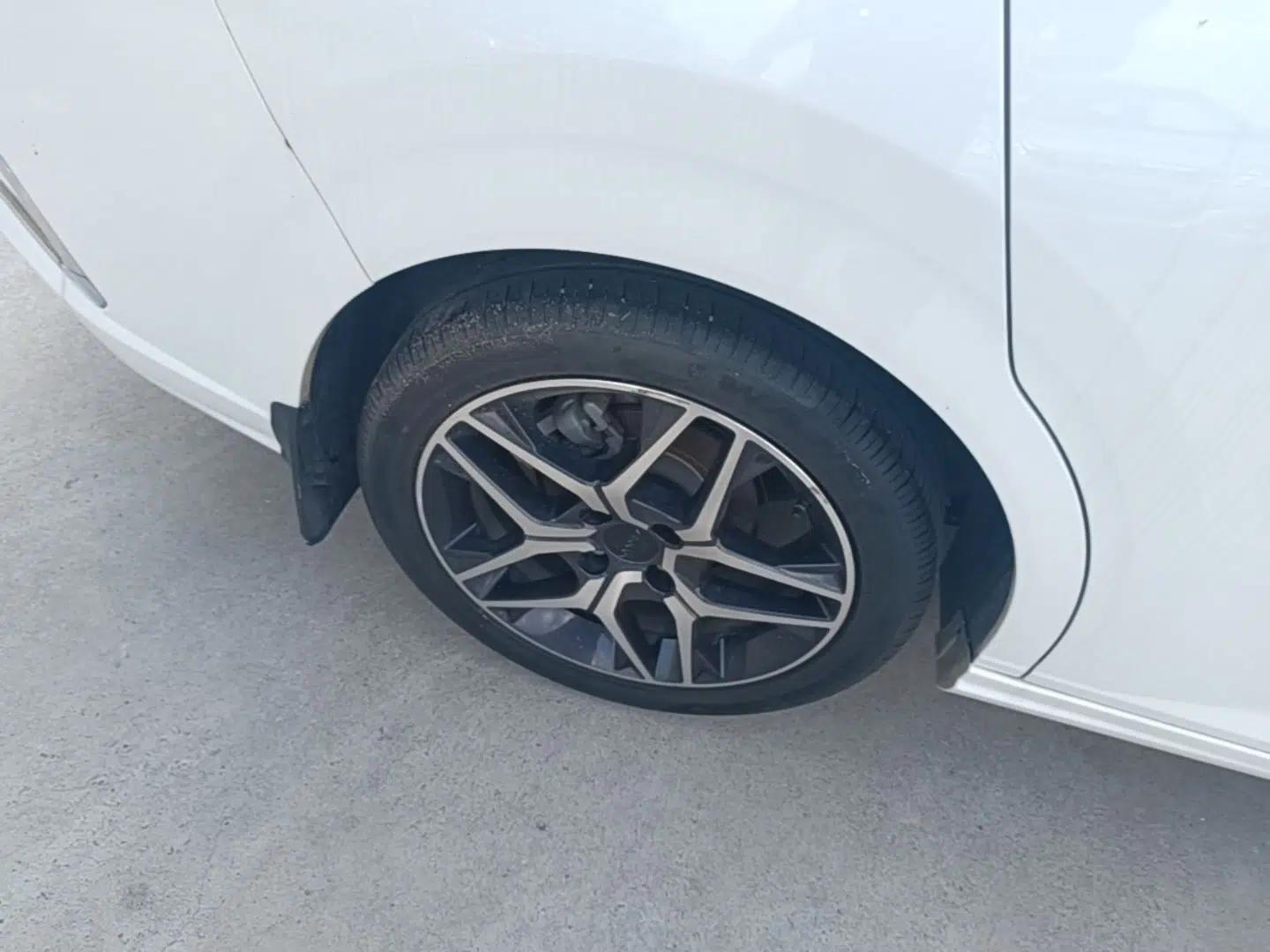 Dongfeng Aeolus Yixuan 2021 230T Automatic Chasing Shadow Edition — миниатюра 11