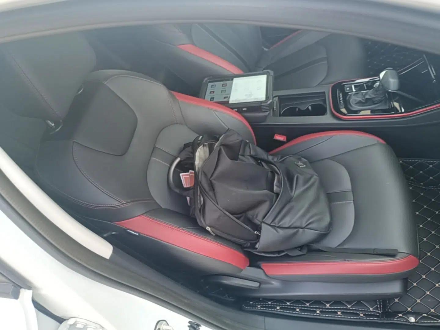 Dongfeng Aeolus Yixuan 2021 230T Automatic Chasing Shadow Edition — миниатюра 19