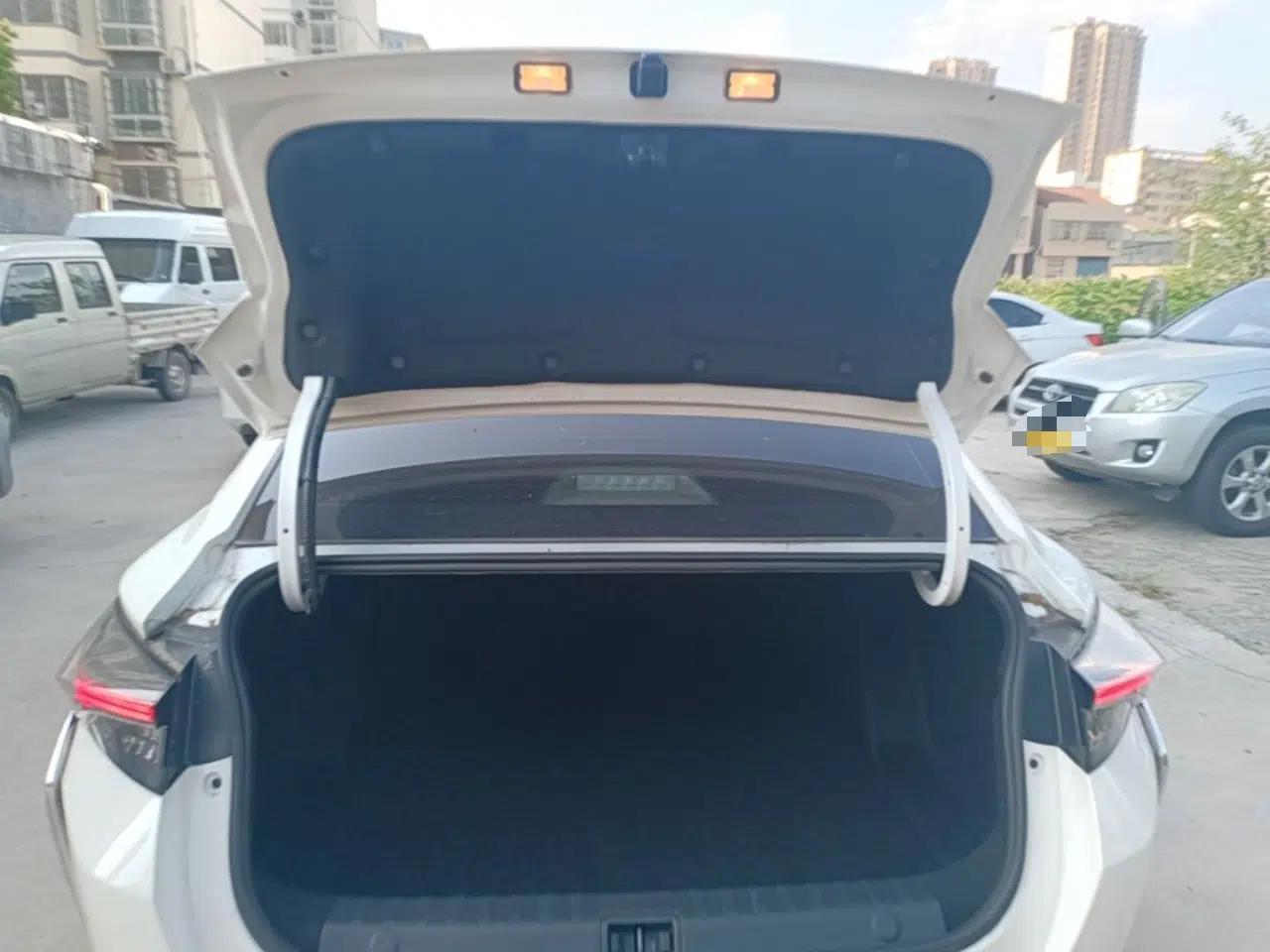 Dongfeng Aeolus Yixuan 2021 230T Automatic Chasing Shadow Edition — миниатюра 22