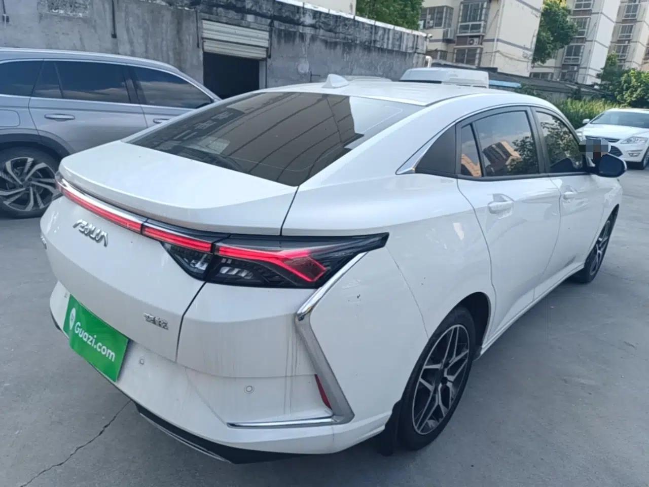 Dongfeng Aeolus Yixuan 2021 230T Automatic Chasing Shadow Edition — миниатюра 6