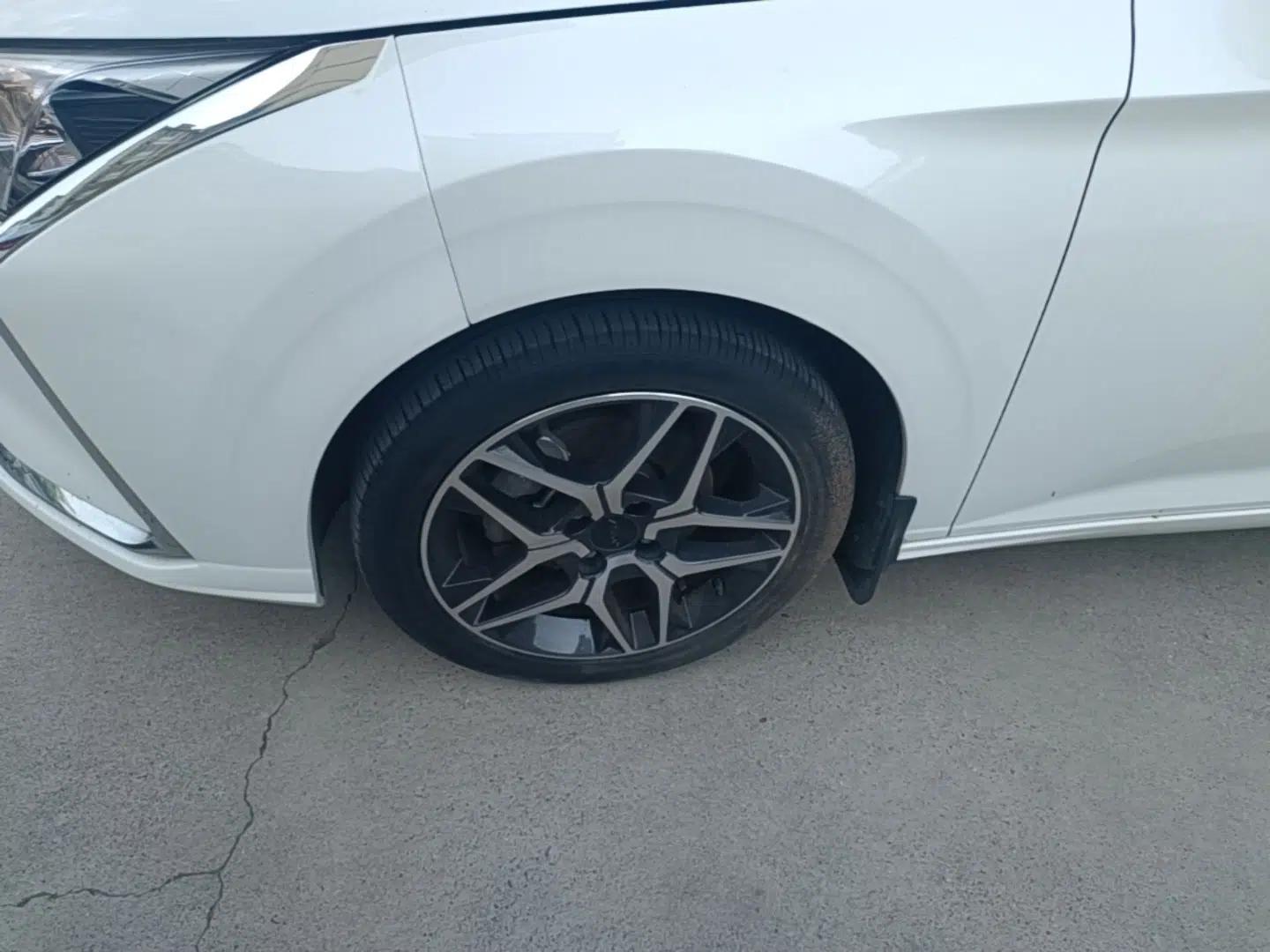 Dongfeng Aeolus Yixuan 2021 230T Automatic Chasing Shadow Edition — миниатюра 10