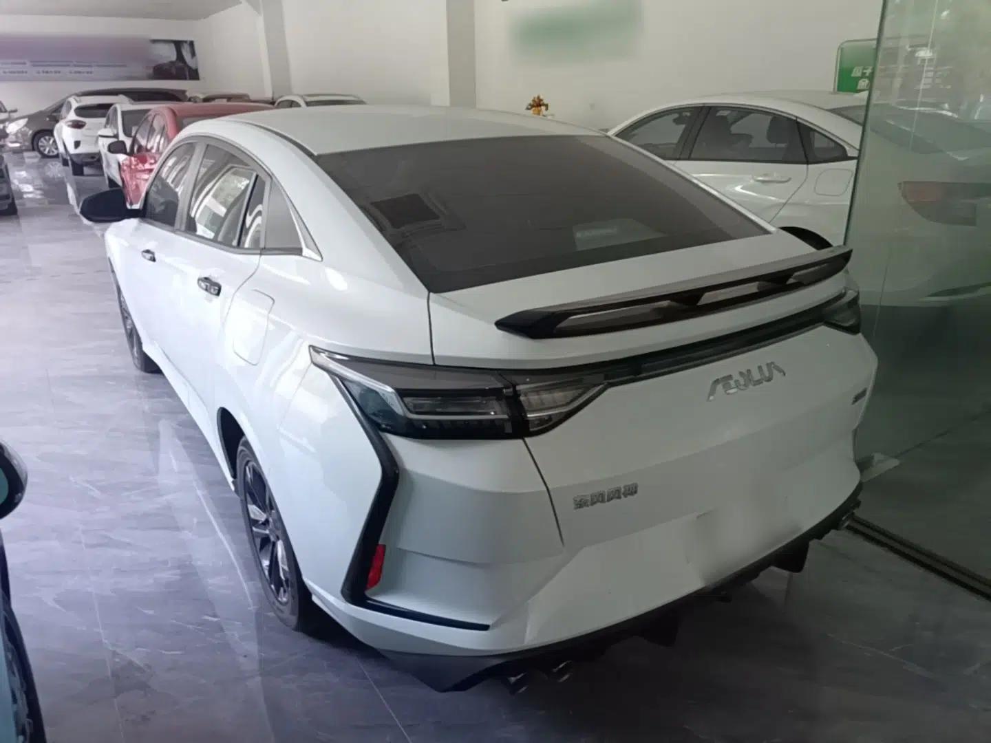 Dongfeng Aeolus Yixuan 2023 Mach Edition 1.5L Automatic Chasing Wind Version — миниатюра 4