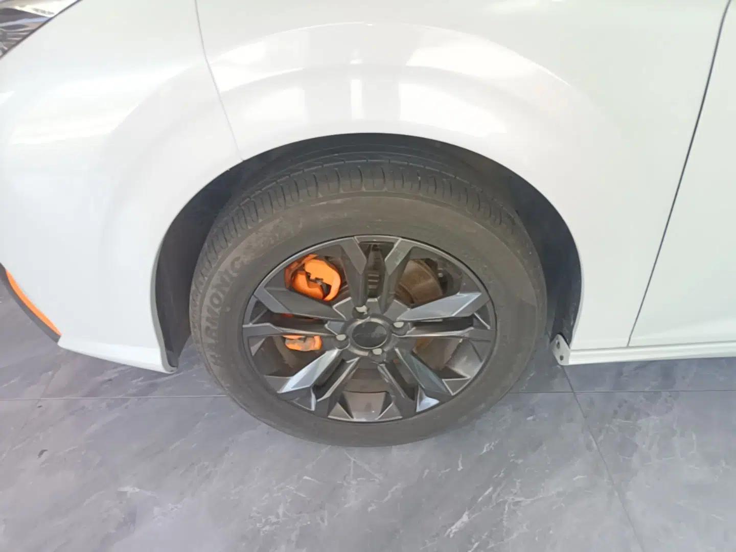 Dongfeng Aeolus Yixuan 2023 Mach Edition 1.5L Automatic Chasing Wind Version — миниатюра 10