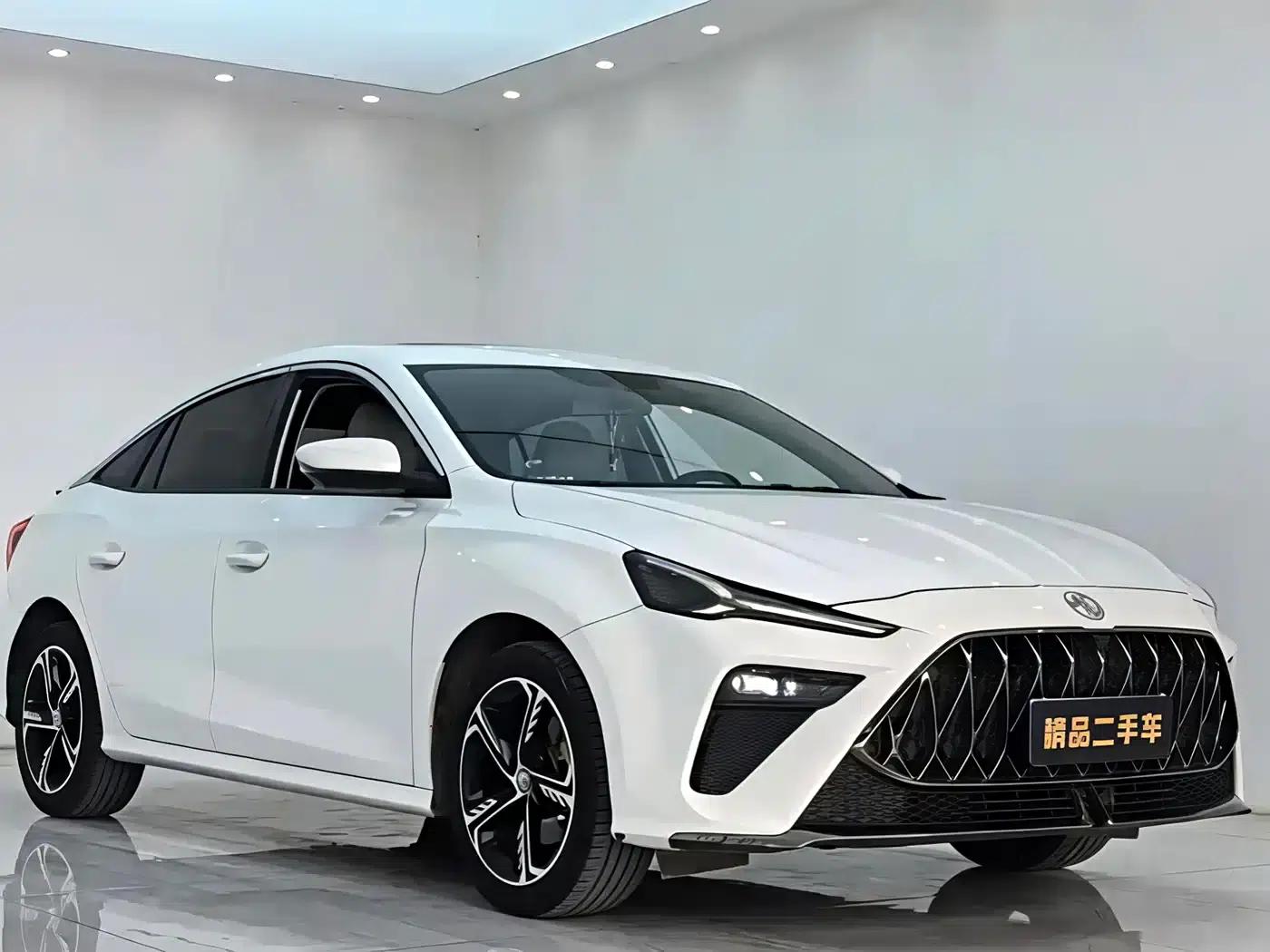 MG5 Scorpio 2022 1.5T Trophy Sport Luxury Edition — миниатюра 3
