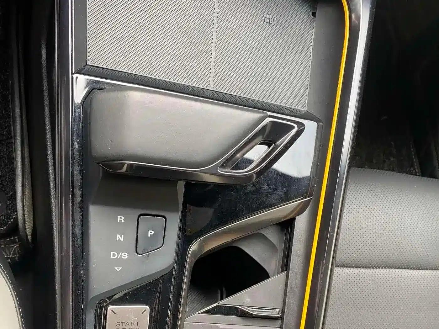 MG5 Scorpio 2022 1.5T Luxury Edition — миниатюра 4