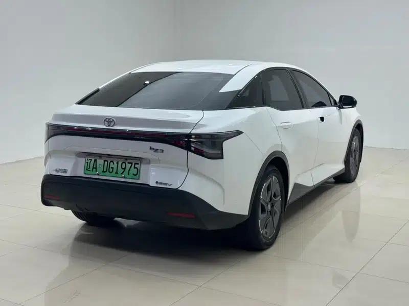 Toyota BZ3 2023 Elite PRO — миниатюра 6