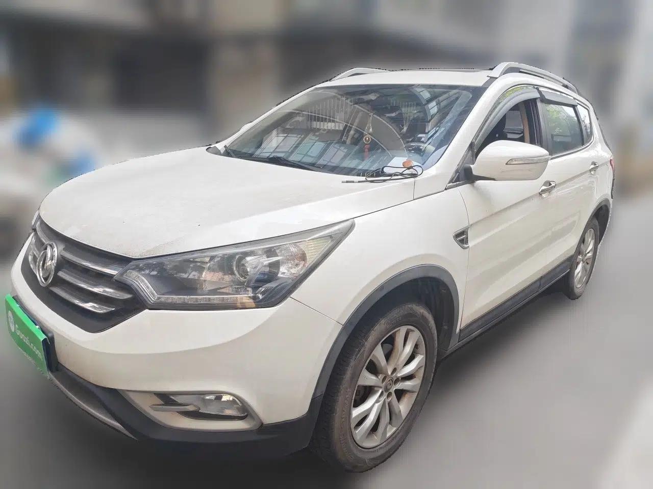 Dongfeng Aeolus AX7 2015 2.0L Automatic Zhiyi Trim — миниатюра 1