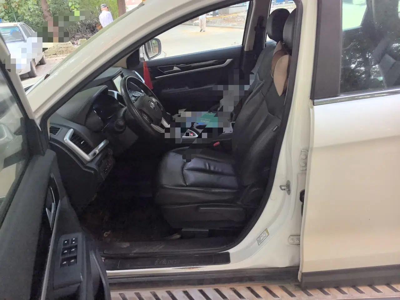 Dongfeng Aeolus AX7 2015 2.0L Automatic Zhiyi Trim — миниатюра 15