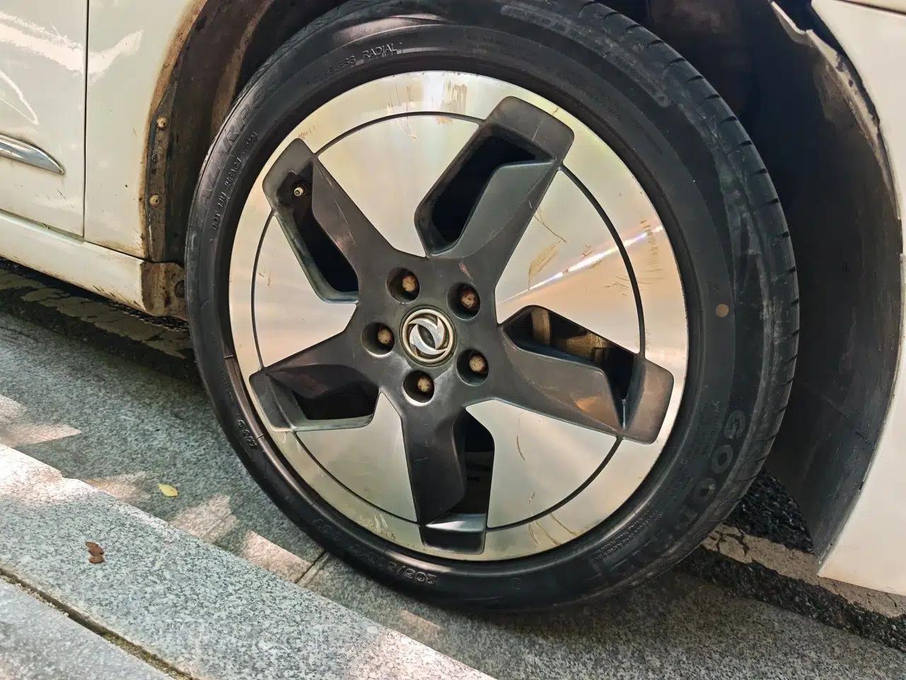 Dongfeng Aeolus E70 2020 500 Super Delight Edition — миниатюра 8