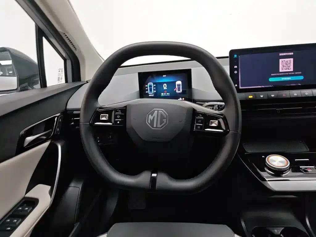 MG4 2023 415km Overseas Champion Edition — миниатюра 11