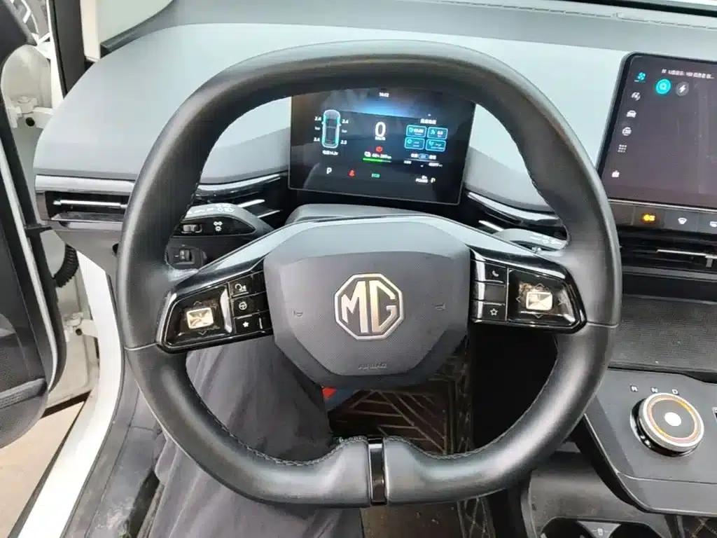 MG4 2023 415km Overseas Champion Edition — миниатюра 11