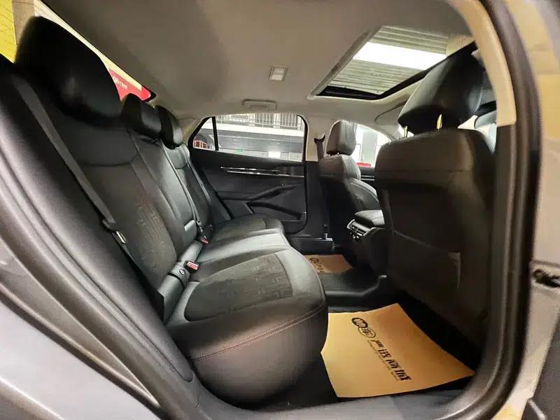 2023 Ford Mondeo EcoBoost 245 Luxury — миниатюра 10