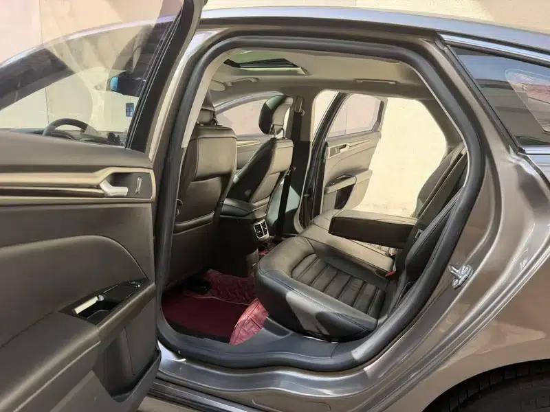 2013 Ford Mondeo 2.0L GTDi200 Luxury — миниатюра 10