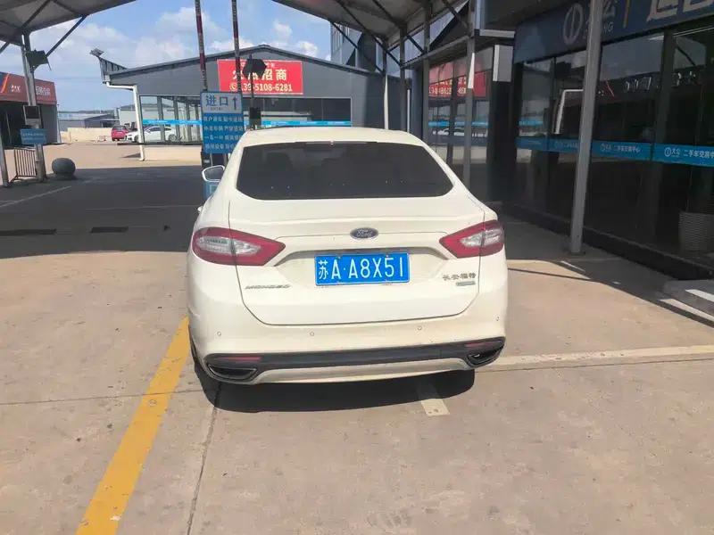 2013 Ford Mondeo 2.0L GTDi200 Luxury — миниатюра 5