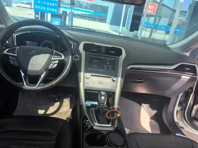 2013 Ford Mondeo 2.0L GTDi200 Luxury — миниатюра 7