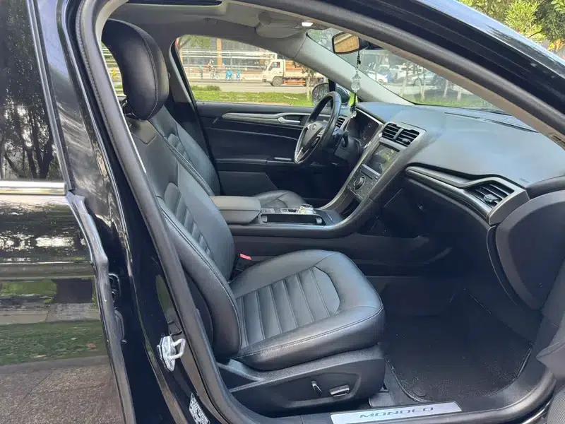 2017 Ford Mondeo EcoBoost 180 Comfort — миниатюра 12