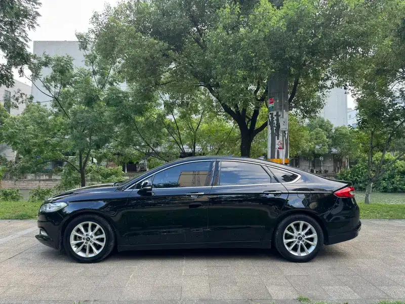 2017 Ford Mondeo EcoBoost 180 Comfort — миниатюра 7